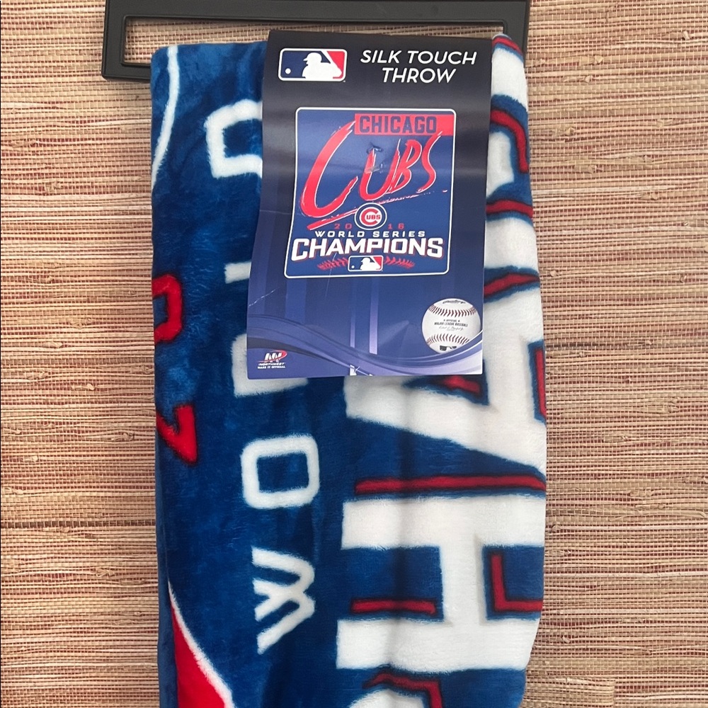 Chicago Cubs Silk Touch Throw - Blue White Red- 2016 world champions edition